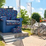 Urlaub Im Reethaus Delphin Mit Whirlpool Und Sauna By Interhome Prázdninový dům Beckerwitz