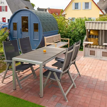 Prázdninový dům Urlaub Im Reethaus Delphin Mit Whirlpool Und Sauna By Interhome