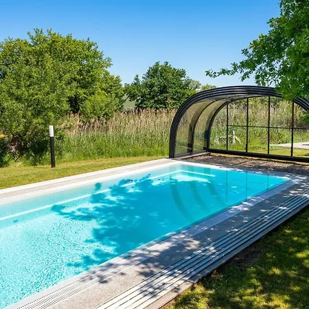 Prázdninový dům Urlaub Im Reethaus Delphin Mit Whirlpool Und Sauna By Interhome