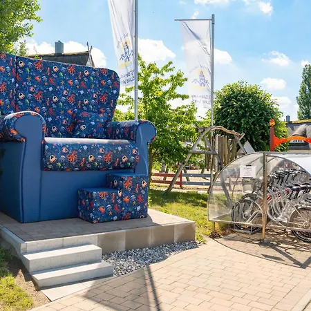 Urlaub Im Reethaus Delphin Mit Whirlpool Und Sauna By Interhome Prázdninový dům Beckerwitz
